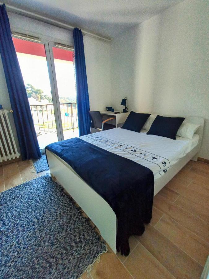 Private Room In Renovated Apartment - Tram 1 Min Walk Nizza Exterior foto