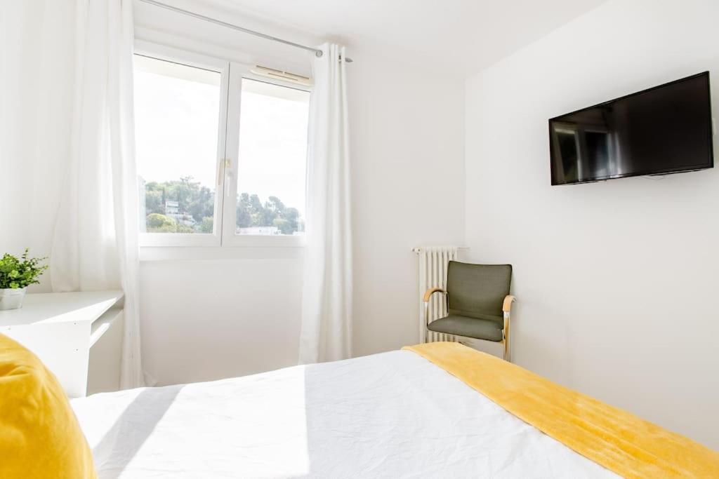 Private Room In Renovated Apartment - Tram 1 Min Walk Nizza Exterior foto